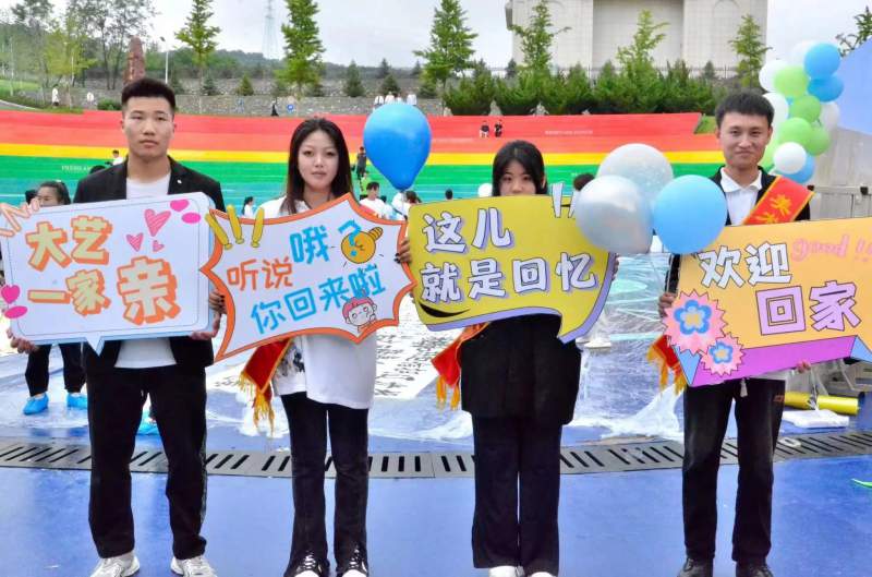 1705714018379627.jpg 图片2.jpg